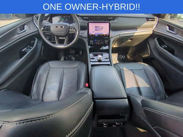 Used 2023 White Jeep Overland 4xe image 34