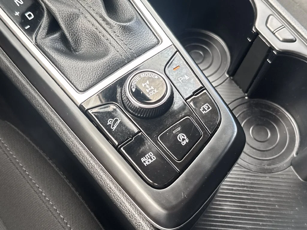 Used 2024 Black Kia LX image 27