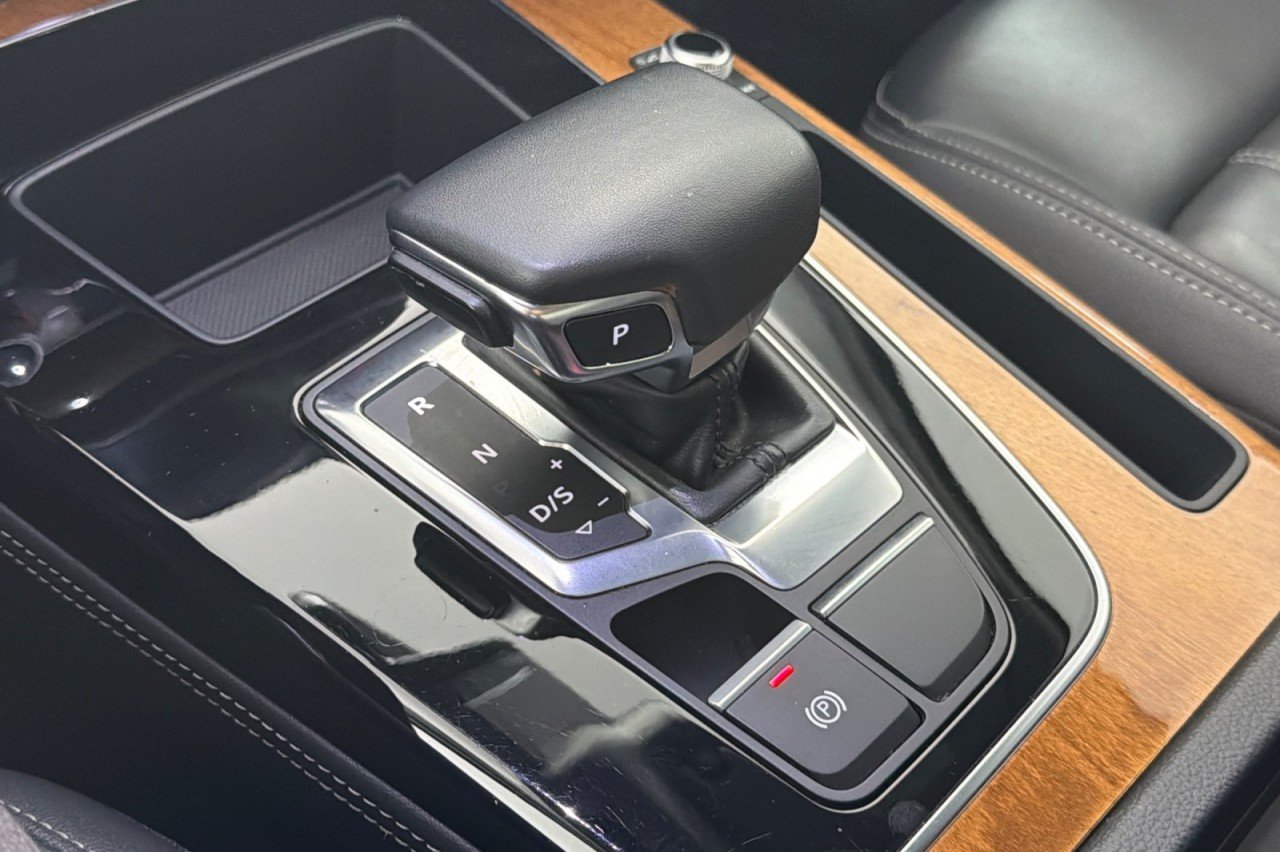 Used 2023 BLACK Audi S line Premium Plus image 19