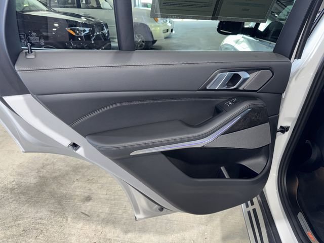 Certified Used 2026 Mineral White Metallic BMW xDrive40i image 16