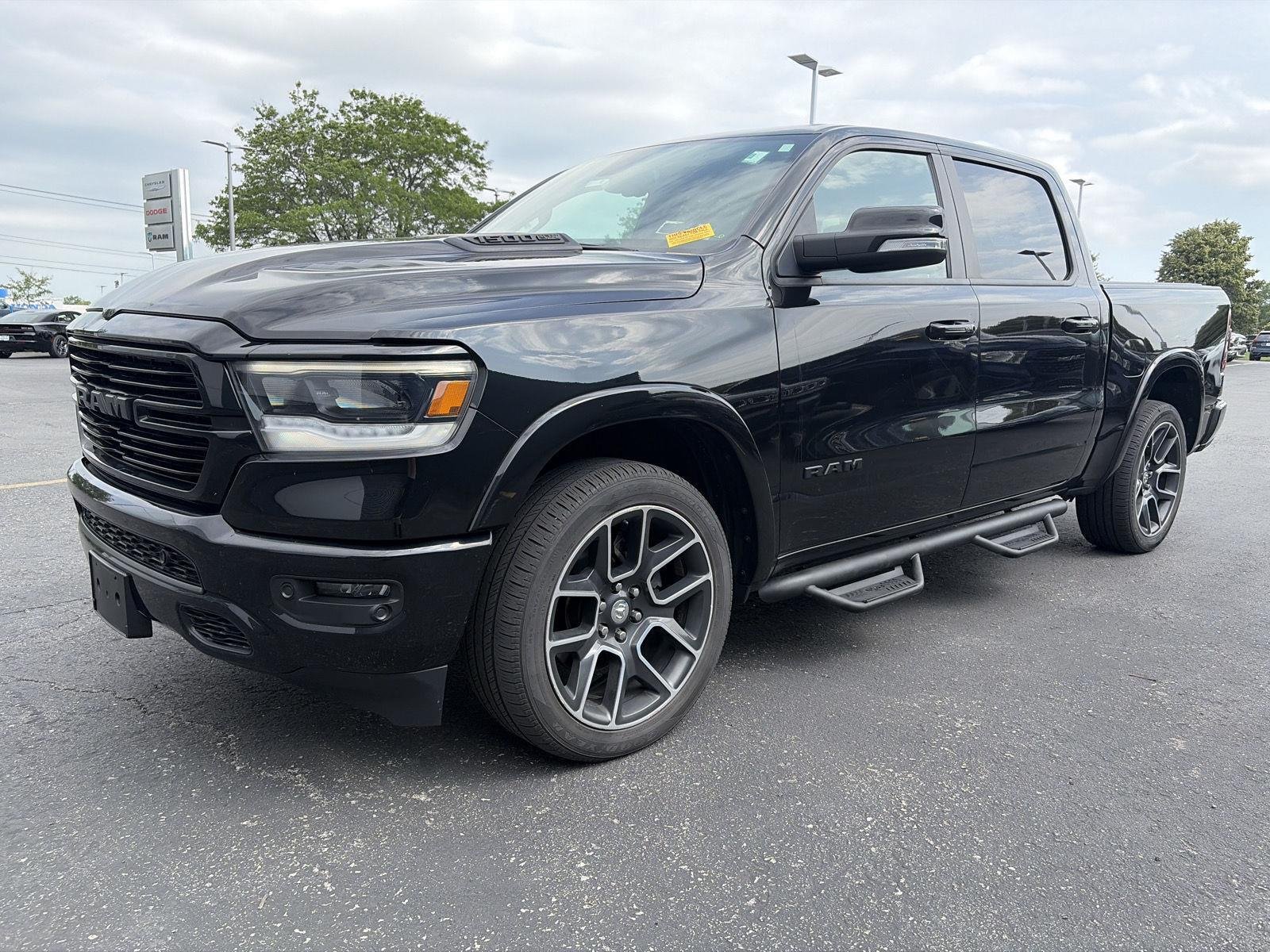 Used 2019 Diamond Black Crystal Pearlcoat Ram Laramie image 3