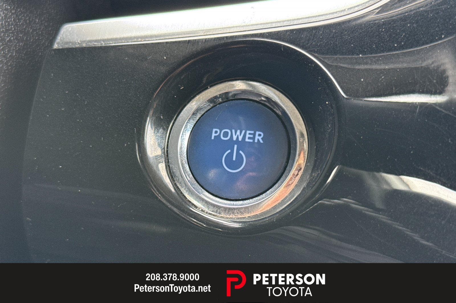 Used 2020 Silver Toyota XLE image 22