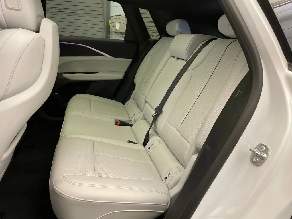 Used 2024 White Cadillac Luxury image 20