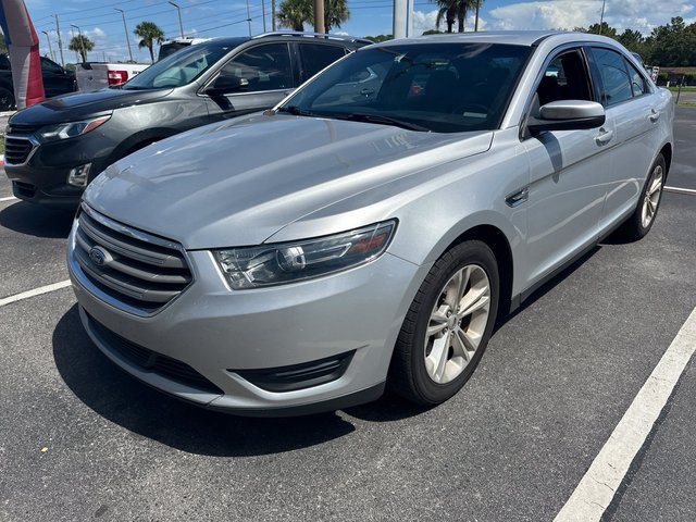 2016 Ford Taurus SEL