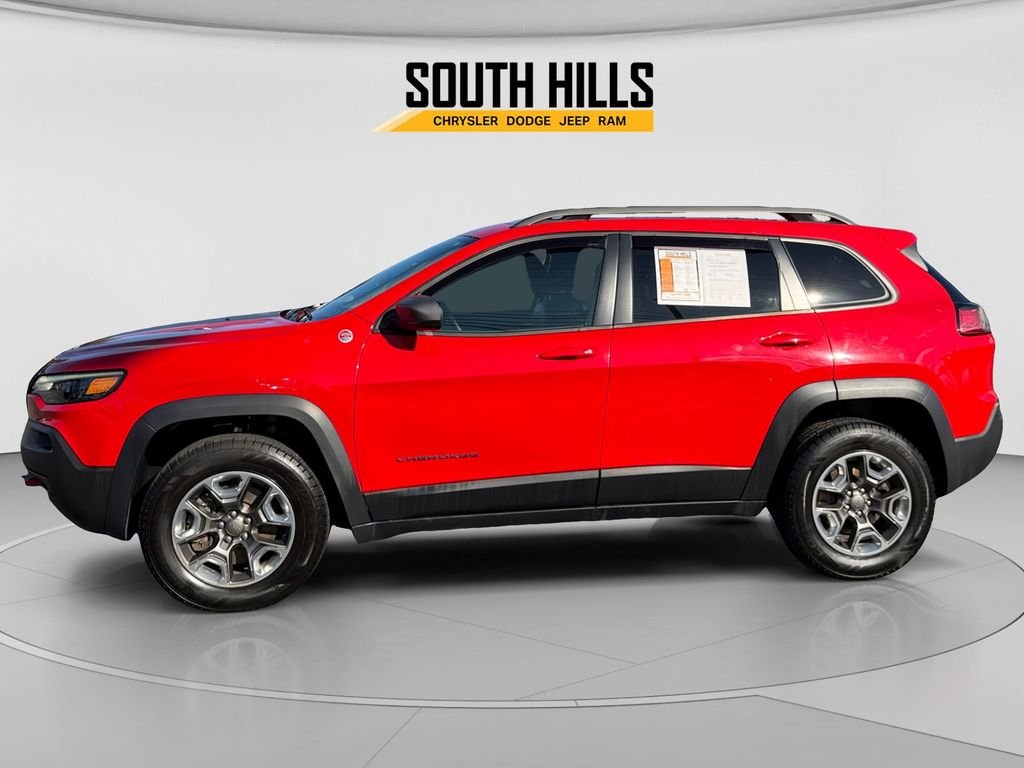 Used 2019 Red Jeep Trailhawk image 2