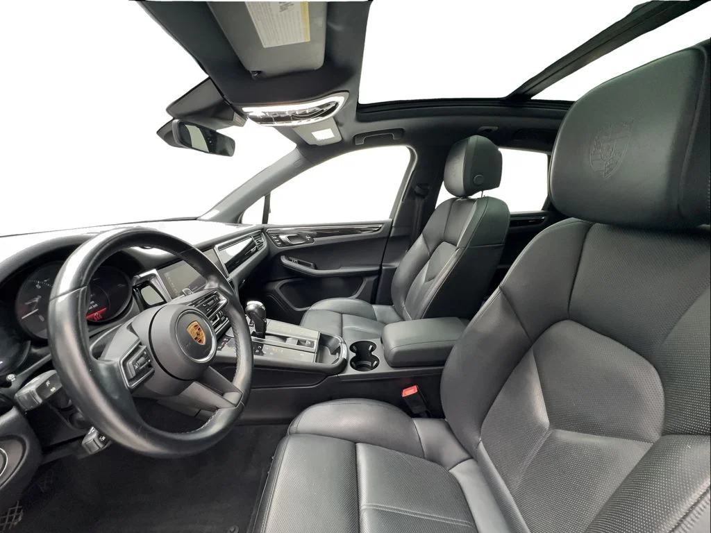 Used 2023 White Porsche Base image 21