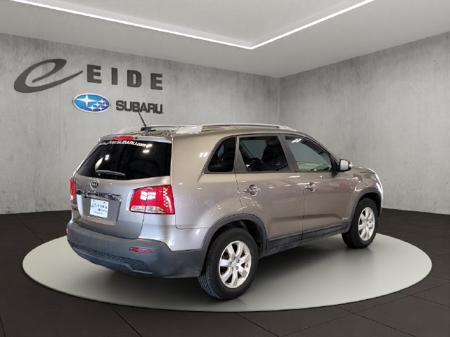 Used 2011 Titanium Silver Kia LX image 11
