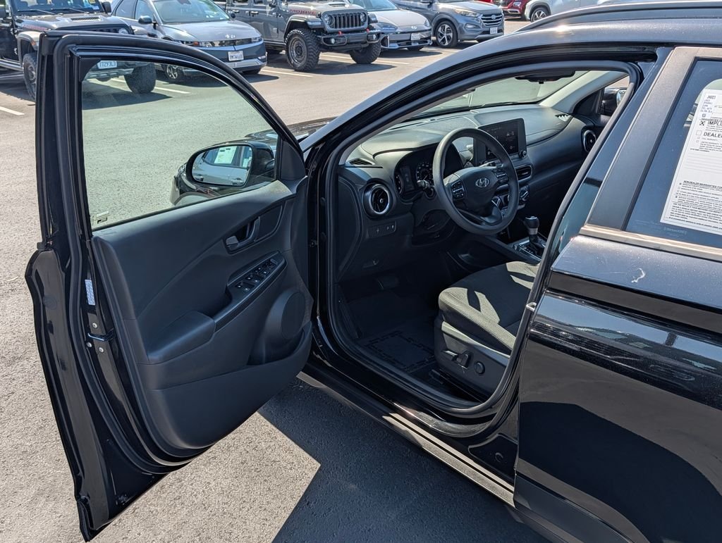 2023 Hyundai Kona SEL - Photo 31
