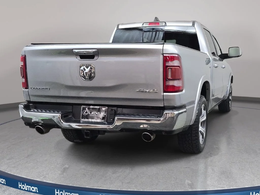 Used 2022 Silver Ram Laramie image 6