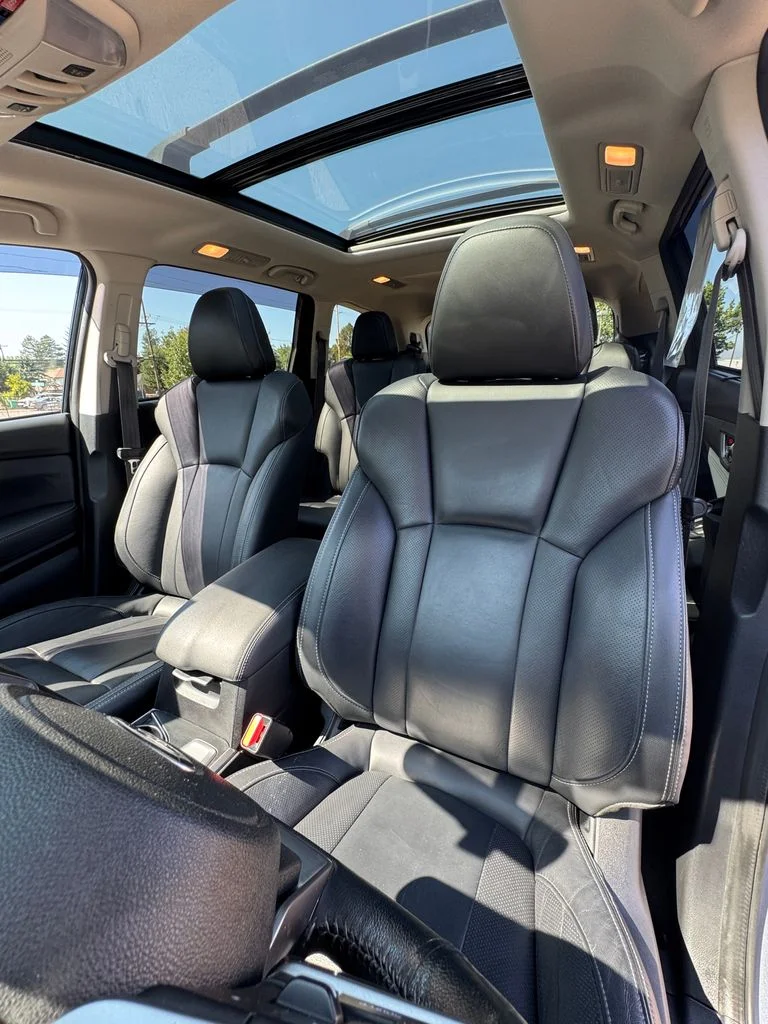 Used 2022 Silver Subaru Limited image 38
