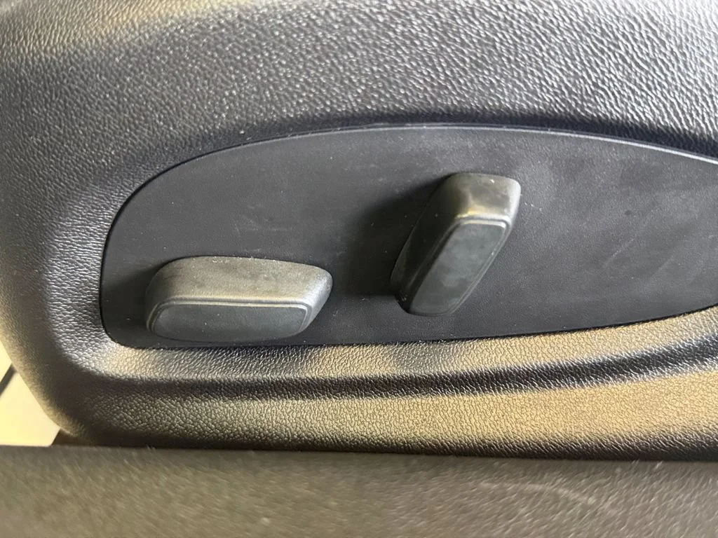 Used 2018 NIGHTFALL GRAY METALLIC Chevrolet 2SS image 28