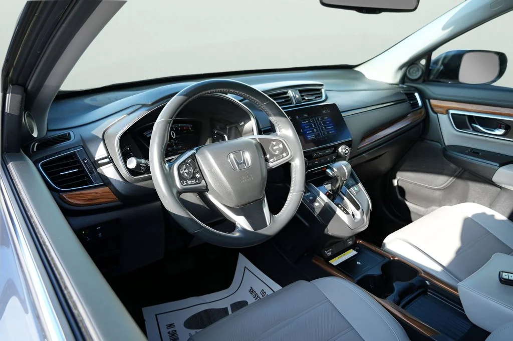 Used 2021 Modern Steel Metallic Honda Touring image 15
