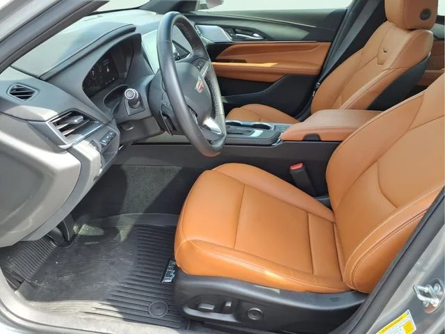 Used 2025 Silver Cadillac Premium Luxury image 19