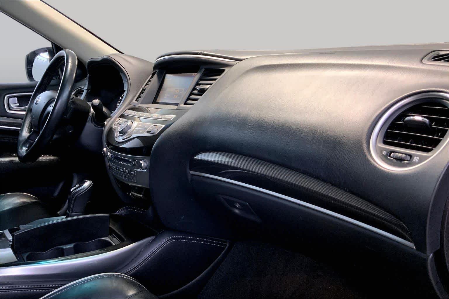Used 2016 Black Obsidian INFINITI  image 18