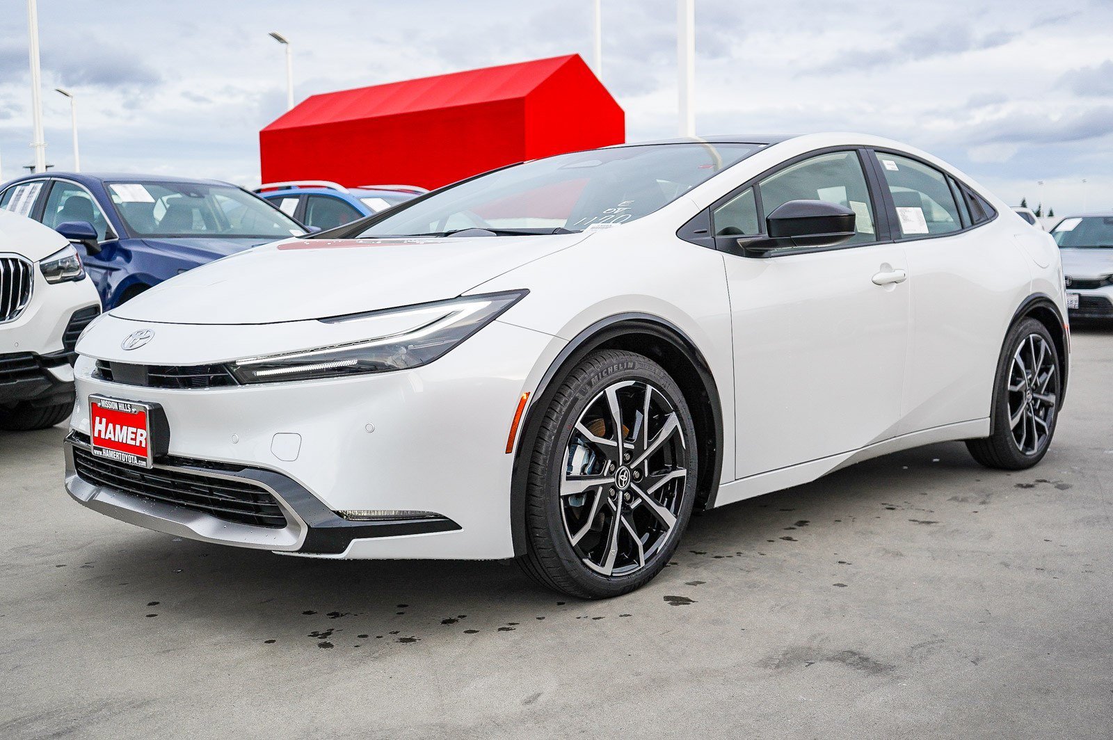 New 2026 Wind Chill Pearl Toyota XSE image 3