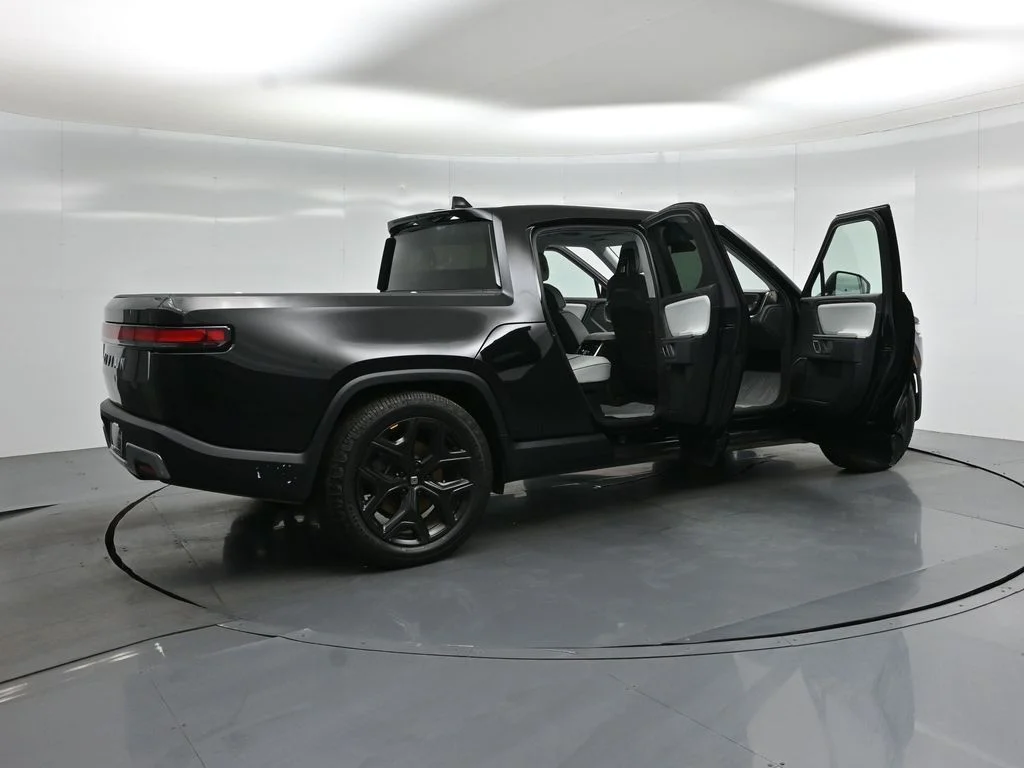 Certified Used 2023  Rivian Adventure image 4