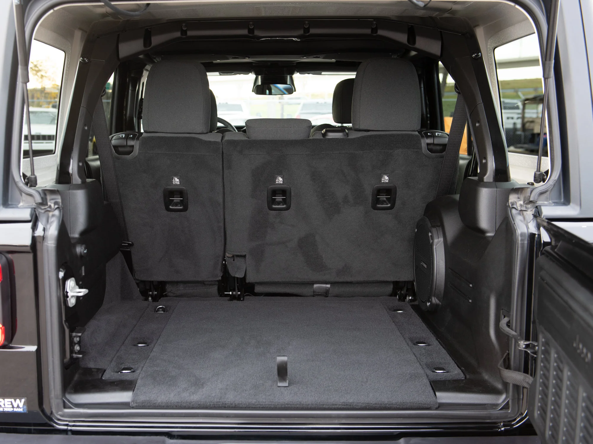 Used 2025 Black Jeep Sport S* 4 Door 4x4, LOW KM, Heated Seats & Wheel, Remote Start image 18