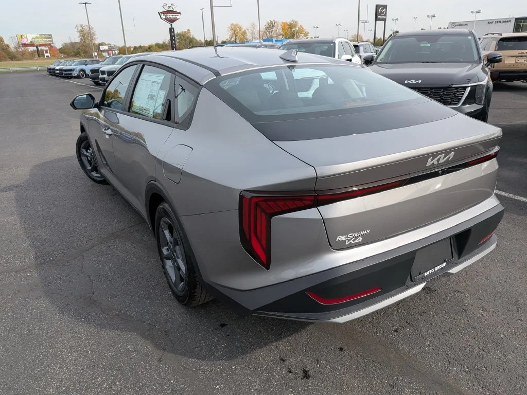 New 2027 Klg Kia LXS image 32