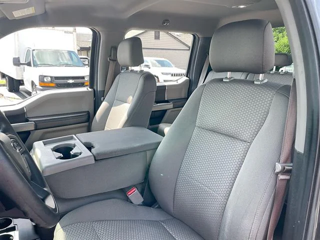 Used 2016 Magnetic Metallic Ford XL image 16