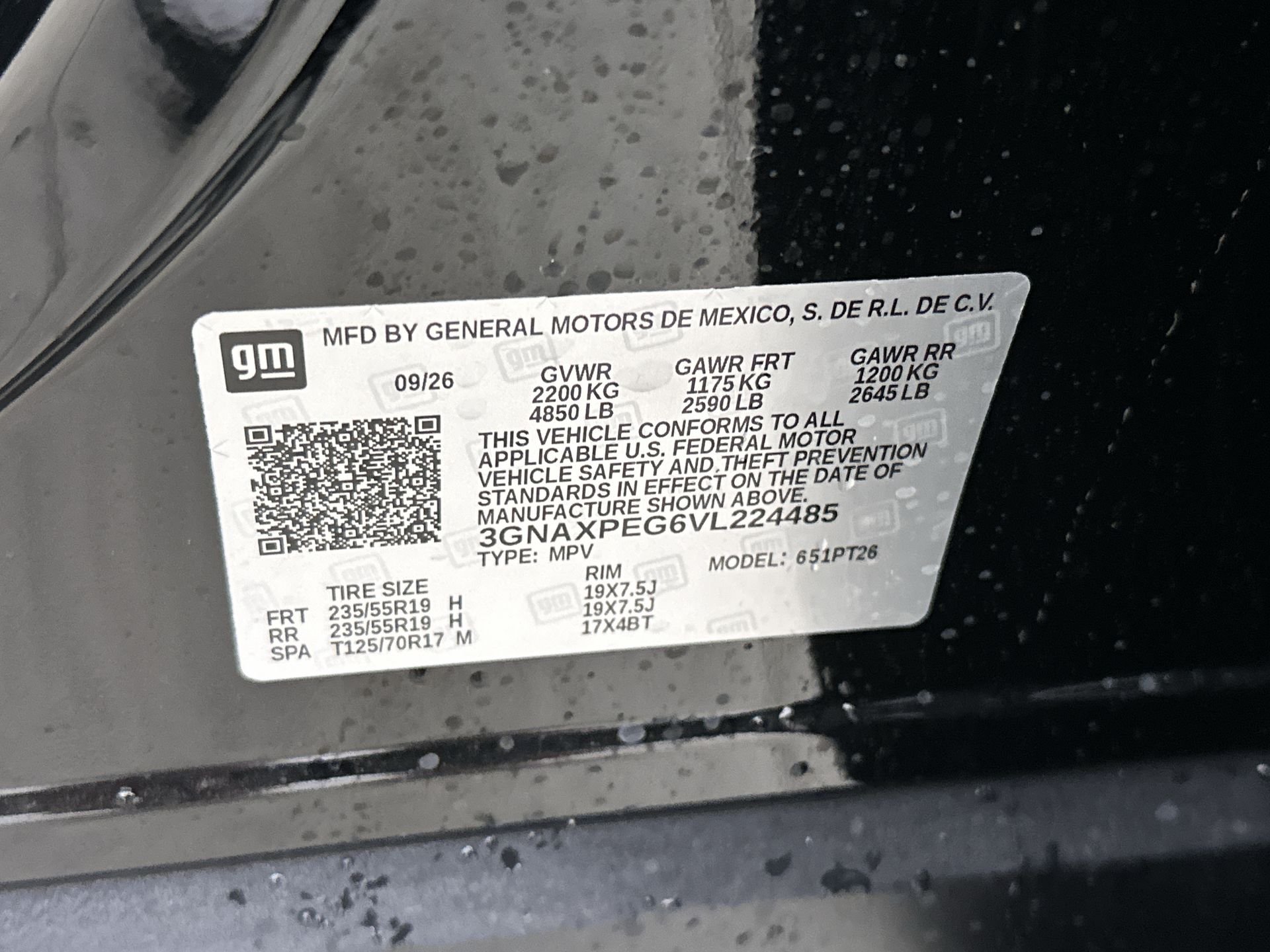 2027 Chevrolet Equinox LT - Photo 61