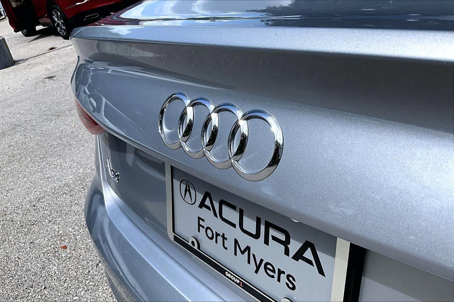 Used 2022 Florett Silver Metallic Audi Premium image 31