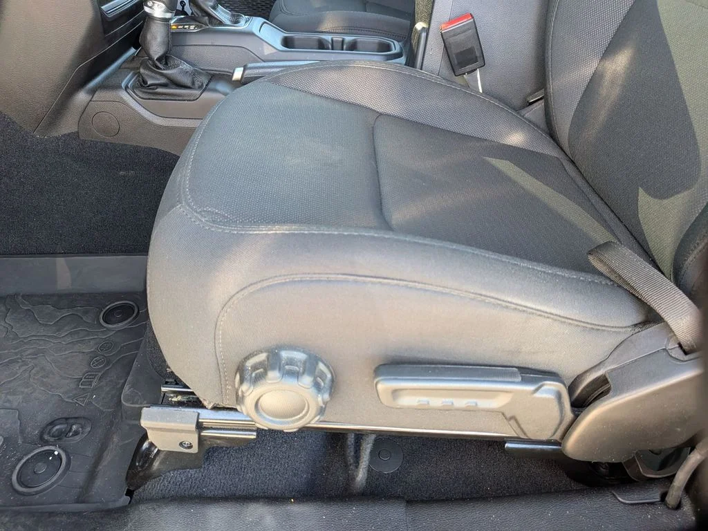 Used 2023 Silver Jeep Sport image 17