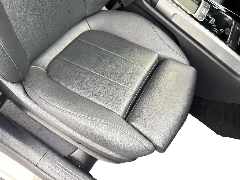 Used 2024 White Mercedes-Benz GLB 250 image 44