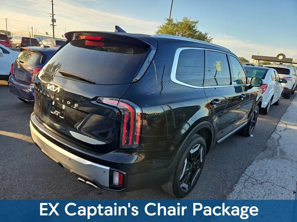 Used 2024 Black Kia EX image 7