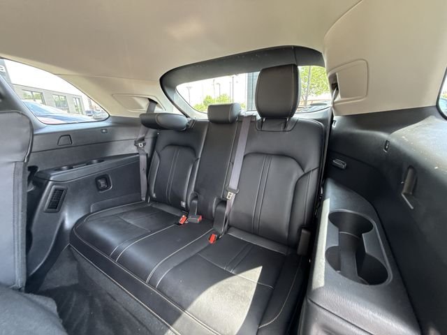 Used 2024 White Mazda Preferred image 25