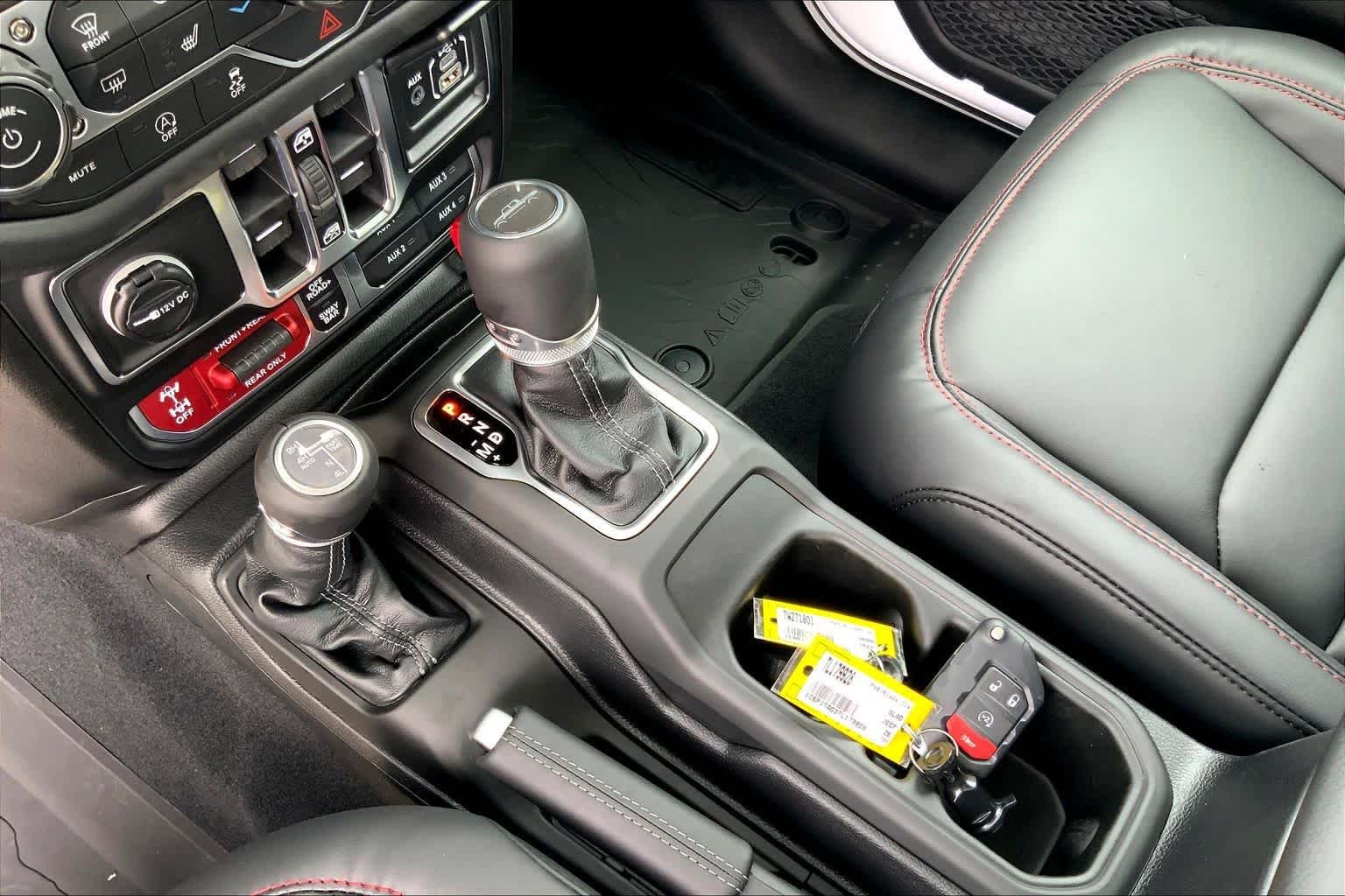 New 2026 Bright White Clearcoat Jeep Rubicon X image 5