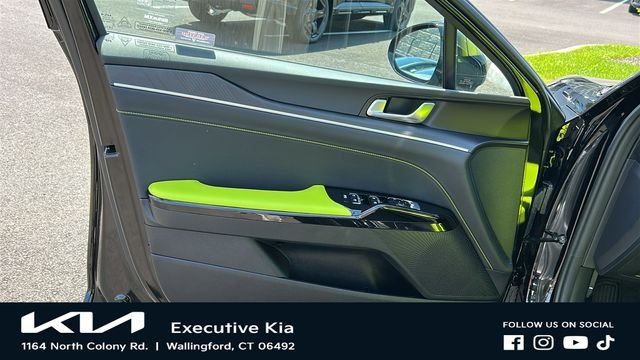 New 2026 Aurora Black Pearl Kia GT image 9