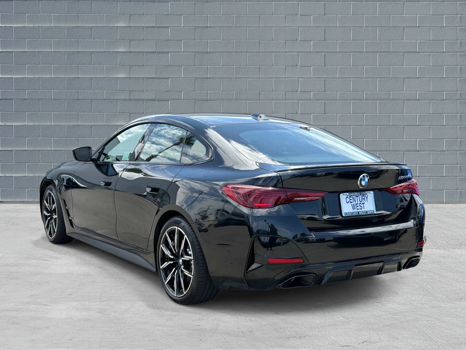 Used 2026 Black Sapphire Metallic BMW M440i Gran Coupe image 3