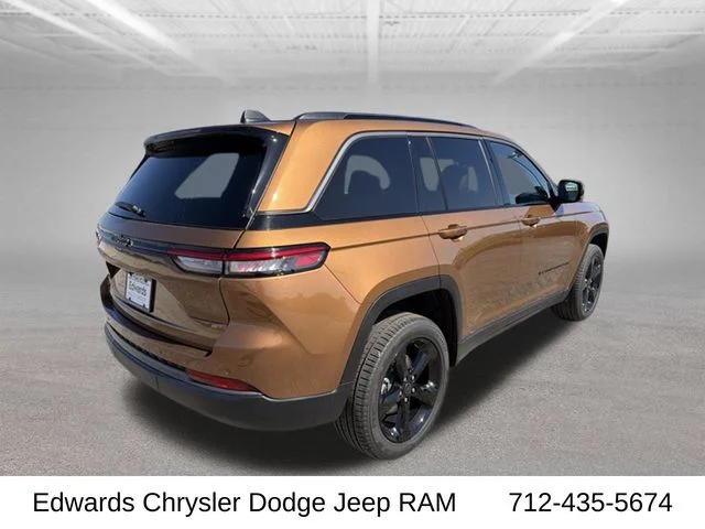 New 2027 Brown Jeep Limited image 9
