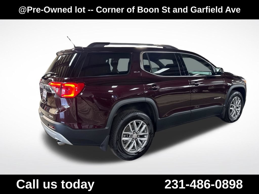 Used 2017 BLACK CHERRY METALLIC GMC SLE image 5