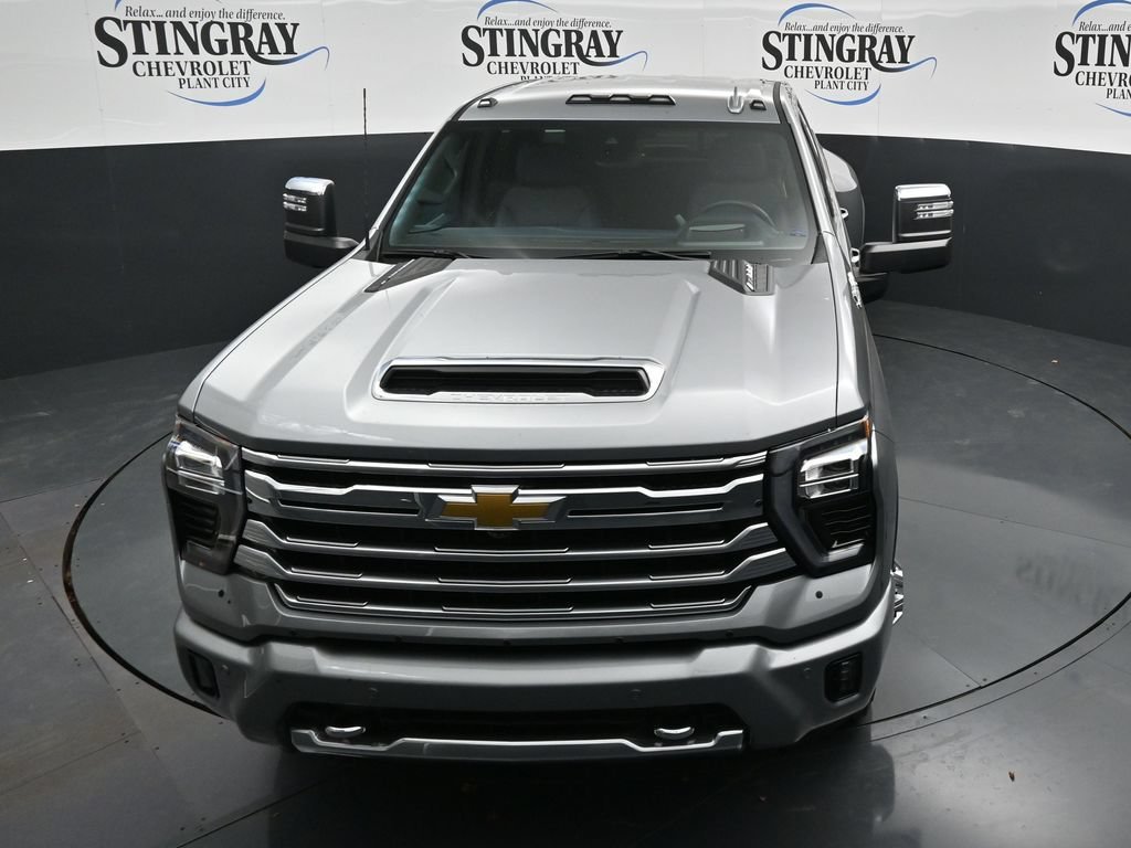 Used 2026 Sterling Gray Metallic Chevrolet High Country DRW image 19