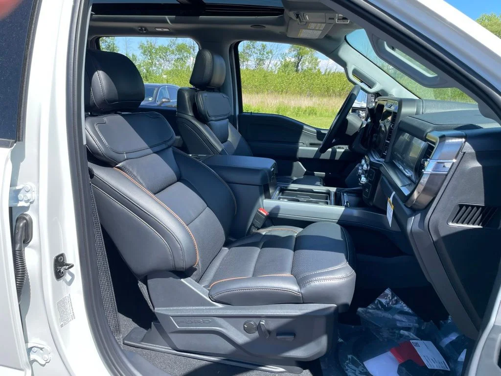 New 2026 Star White Metallic Tri-Coat Ford F-350® Lariat® image 17