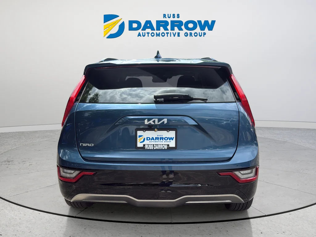 Used 2023 Blue Kia Wave image 4