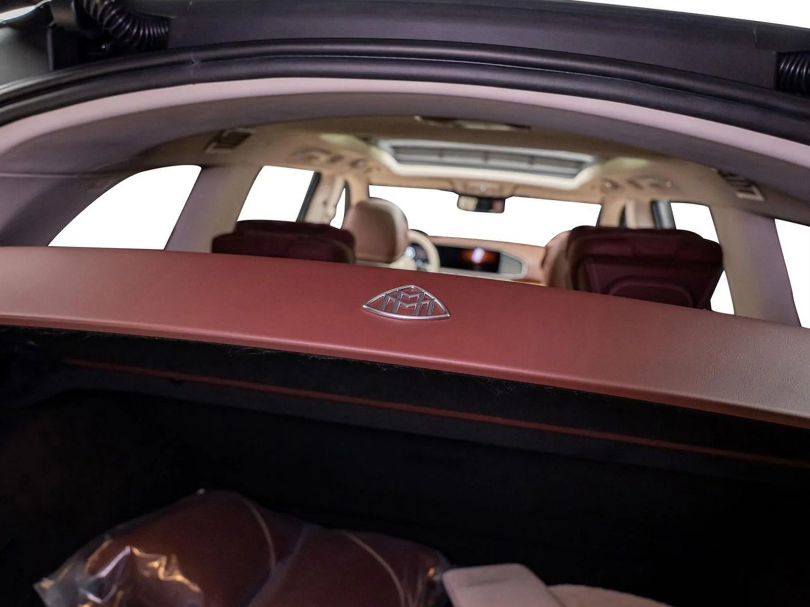Used 2026 Black Mercedes-Benz Maybach GLS 600 image 82