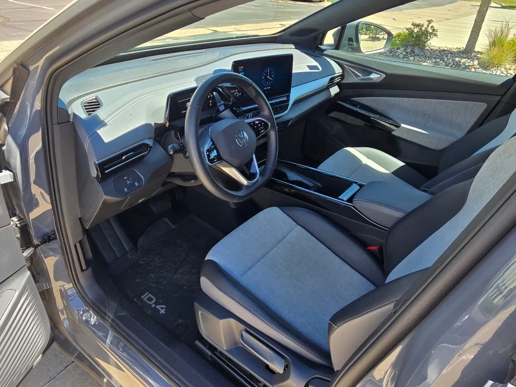 Used 2024 Pure Gray Volkswagen Standard image 23