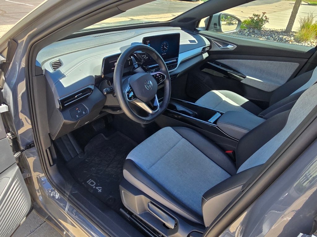 Used 2024 Pure Gray Volkswagen Standard image 22
