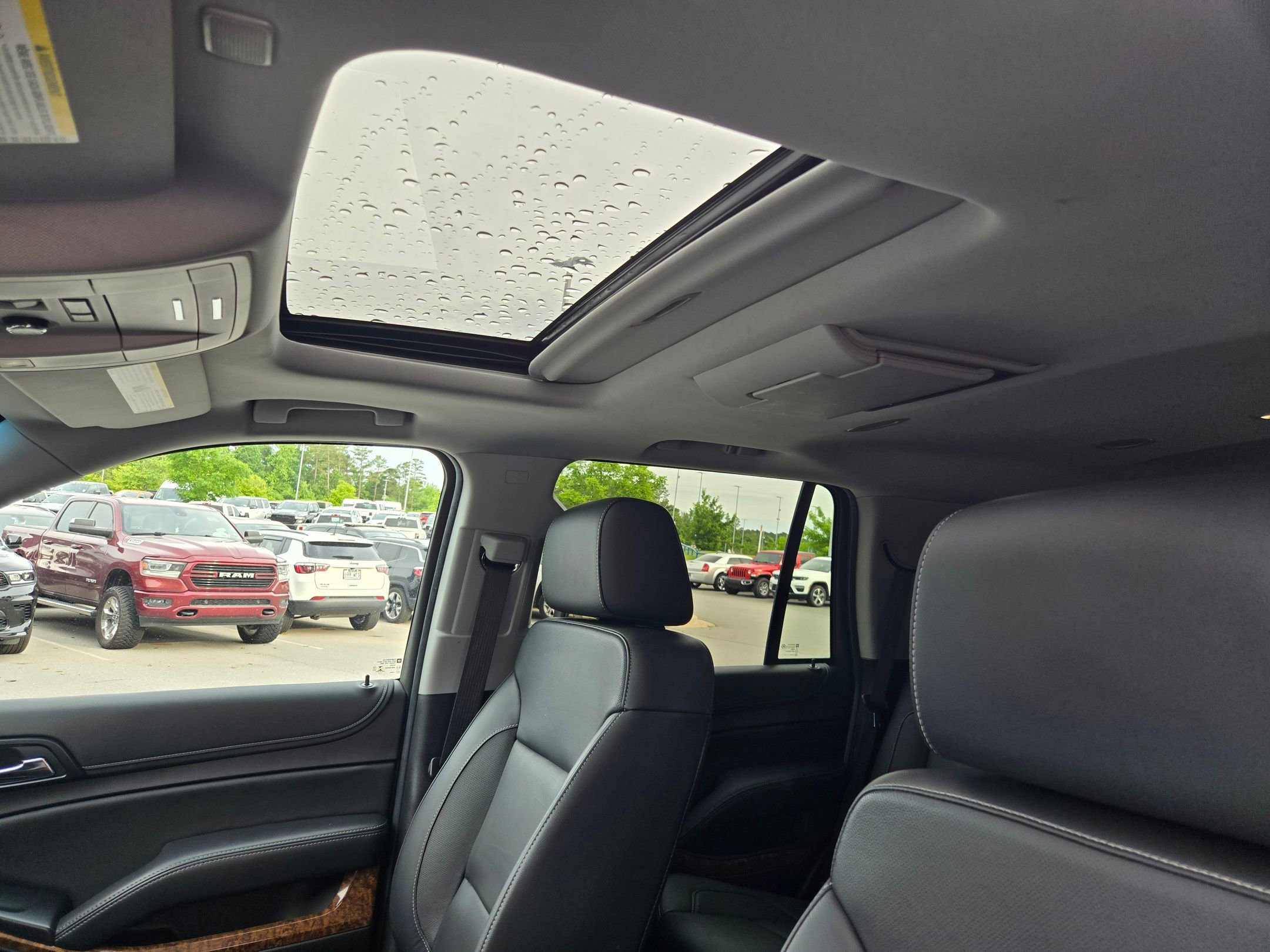 Used 2019 Black Chevrolet Premier image 25