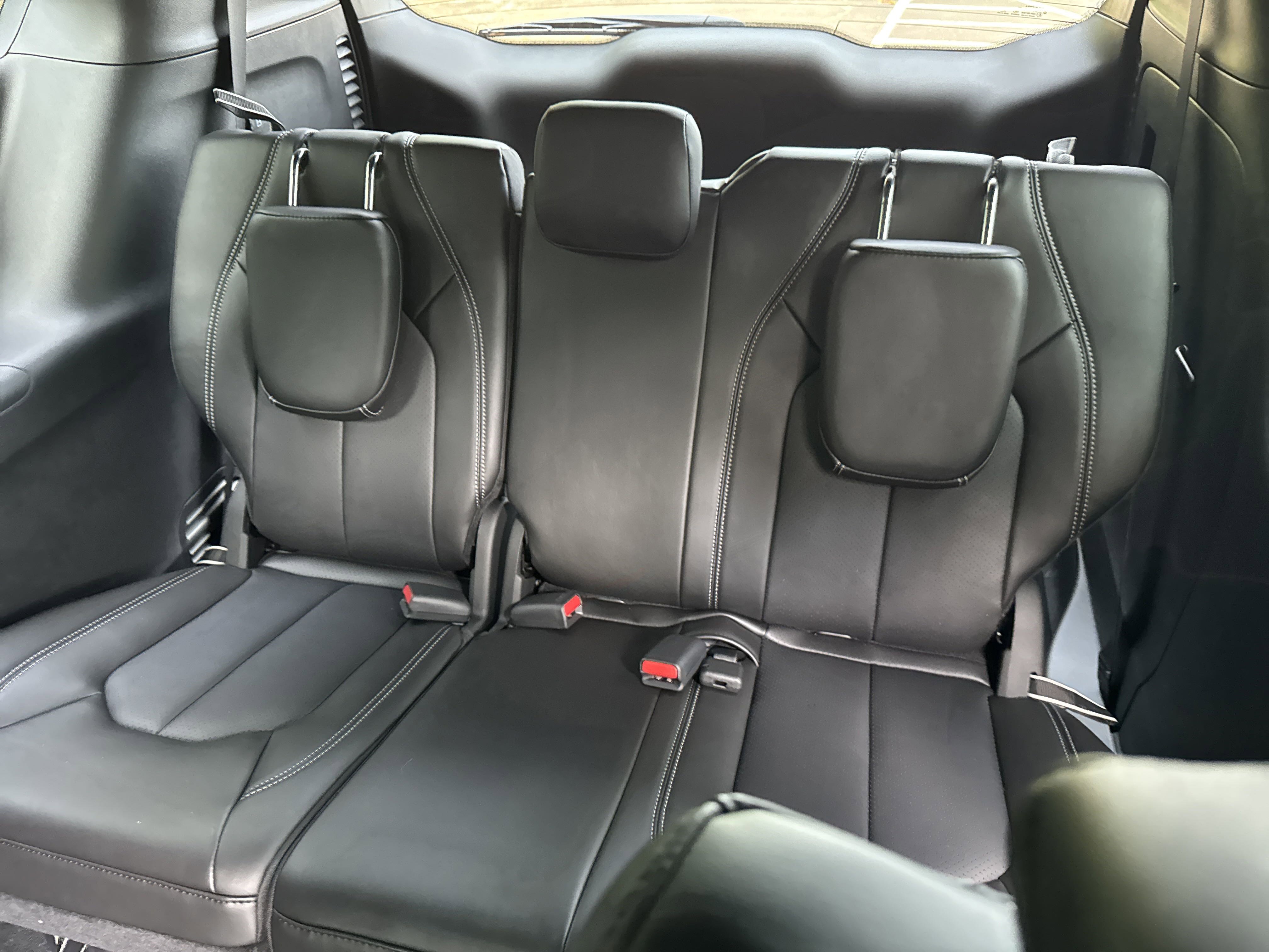 New 2025 Bright White Clearcoat Chrysler LX image 26