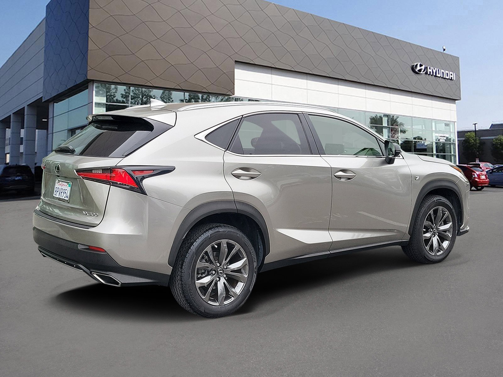 Used 2018 Atomic Silver Lexus  image 2
