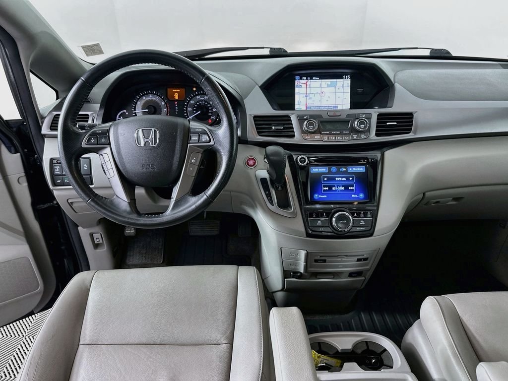 Used 2014 Obsidian Blue Pearl Honda Touring image 24