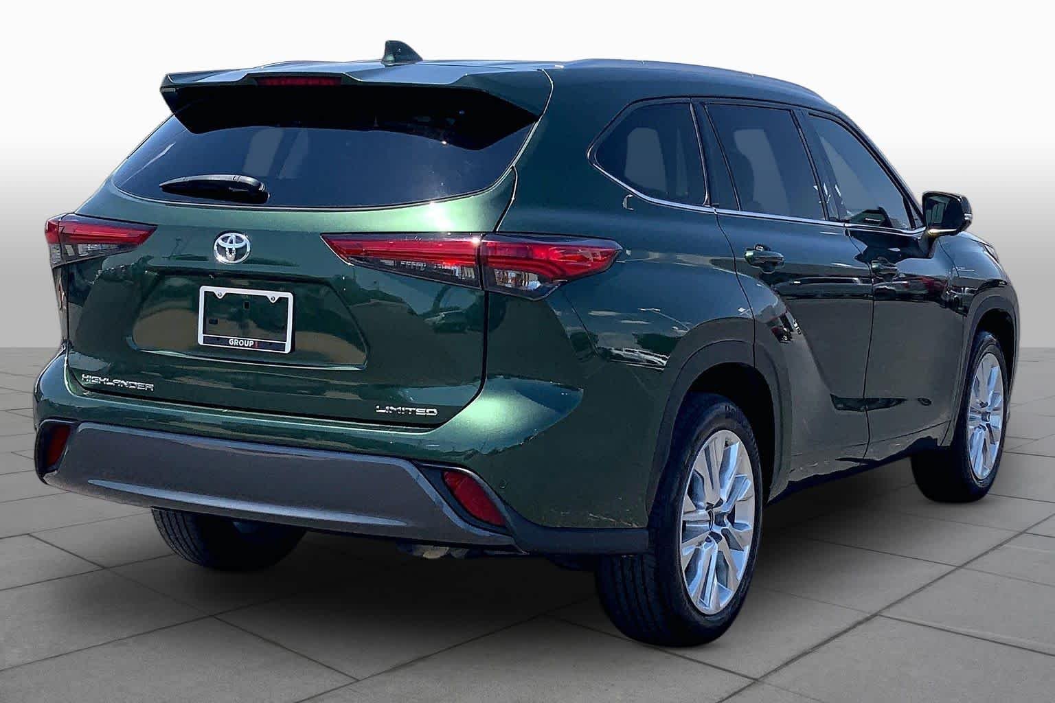Used 2023 Cypress Toyota Limited image 13