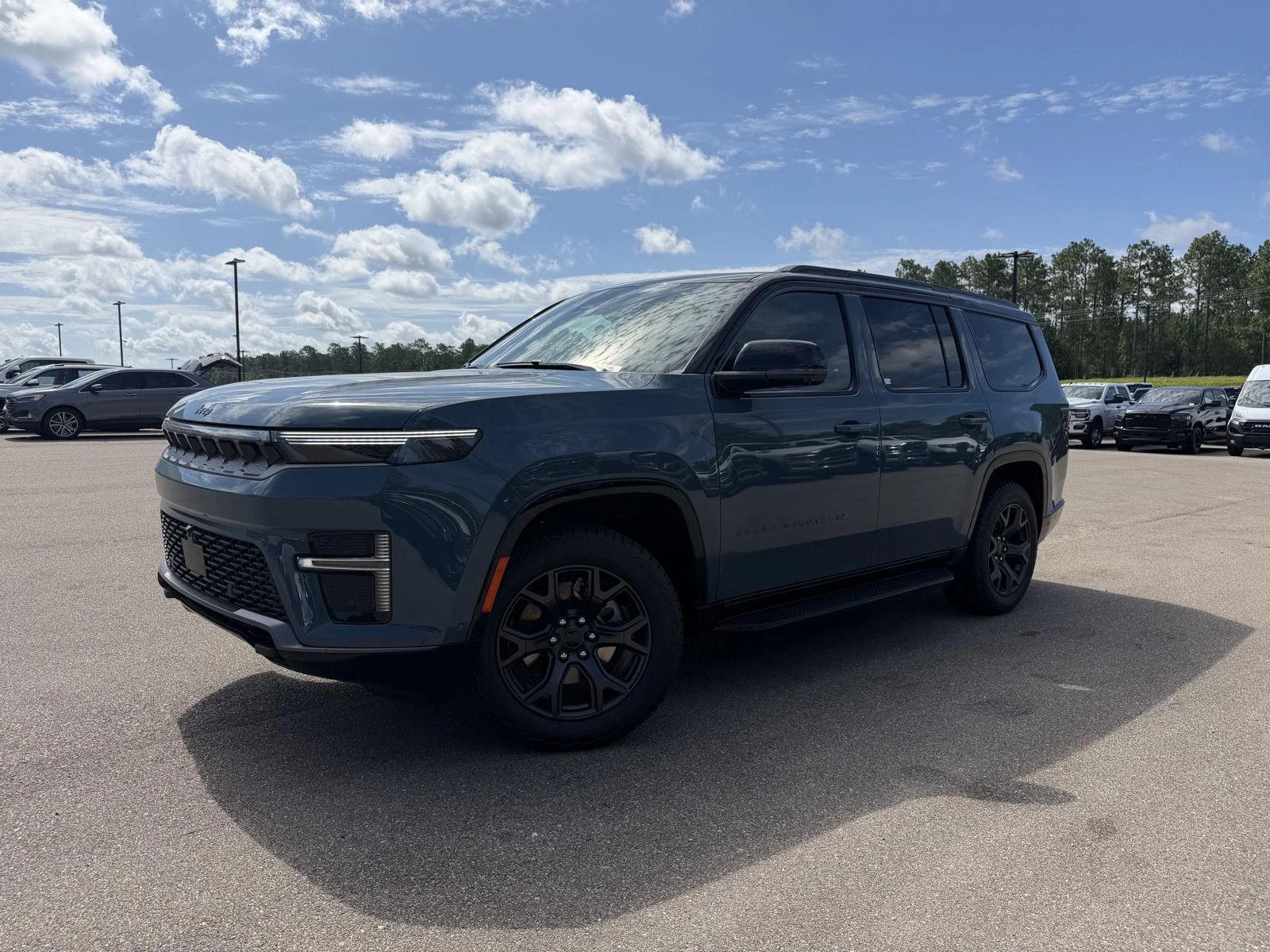 New 2026 Steel Blue Exterior Paint Jeep Upland image 1