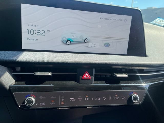 Used 2023 Glacier Kia Wind image 15