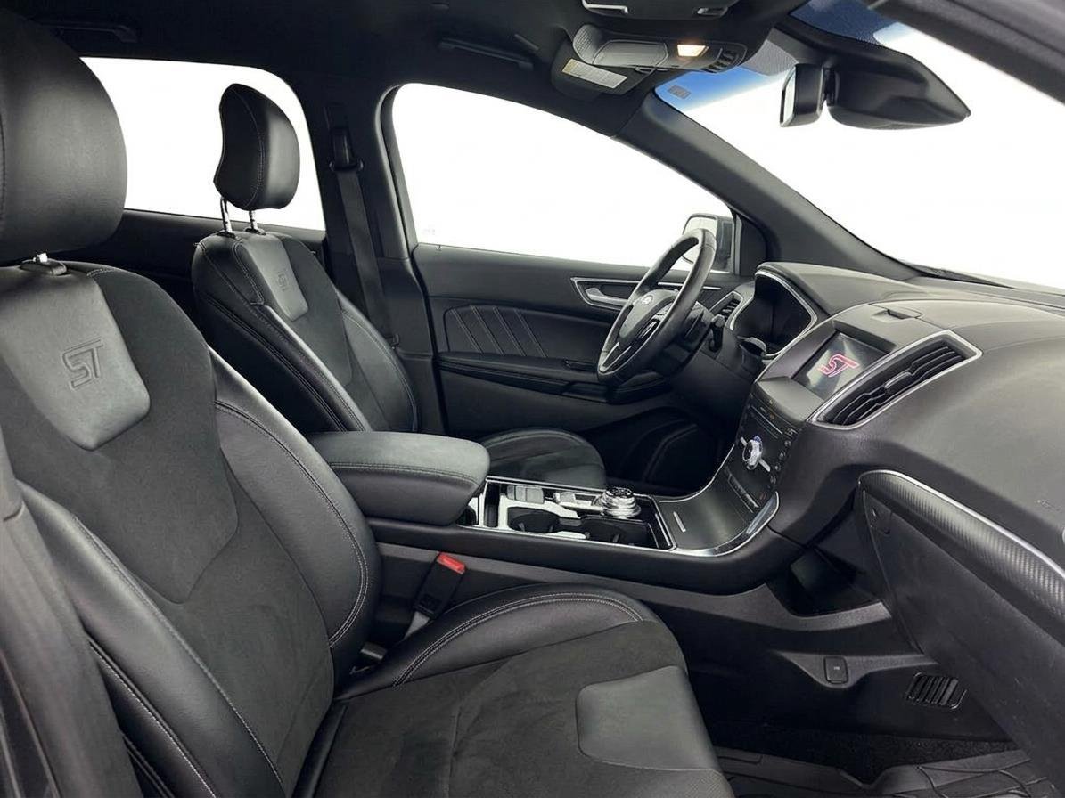 Used 2019 Magnetic Metallic Ford ST image 11