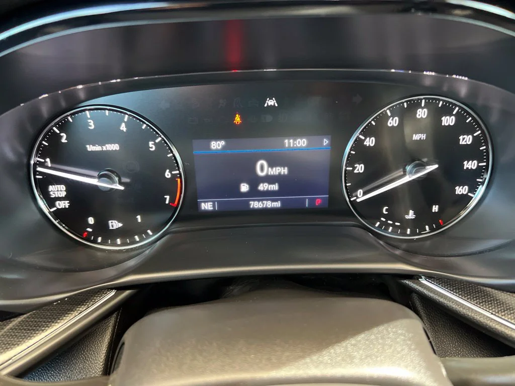 Used 2021 Cinnabar Metallic Buick Preferred image 15