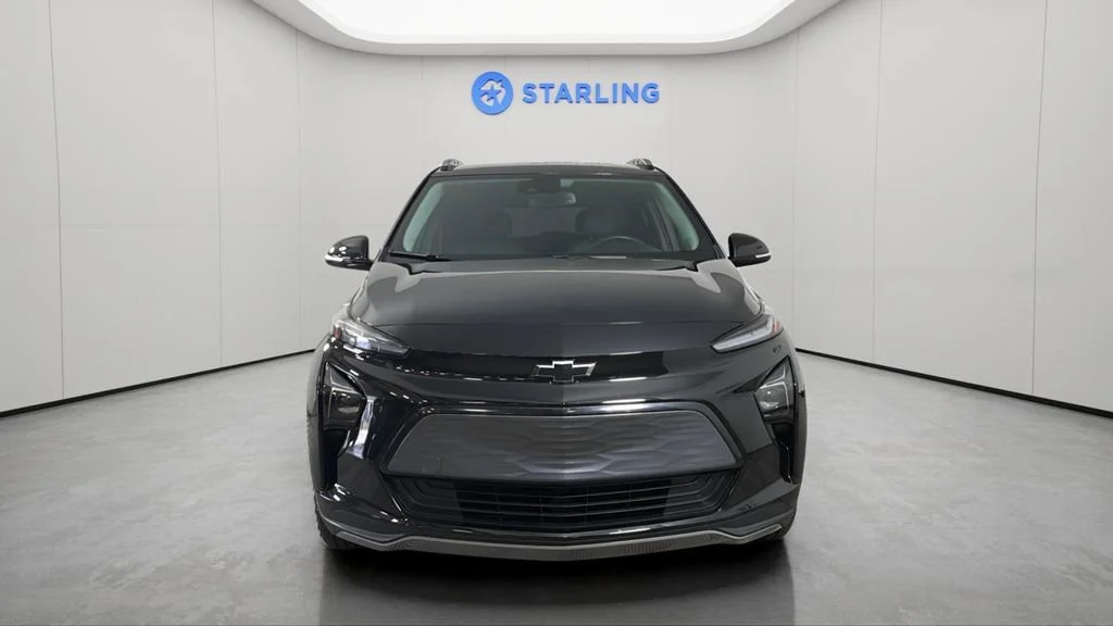 Used 2023 Mosaic Black Metallic Chevrolet LT image 15